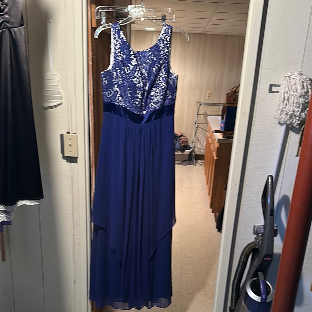 Elegant Blue Sleeveless Dress